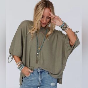 THE NEST LITTLE LARK PUFF SLEEVE TEE - MED - BNWOT